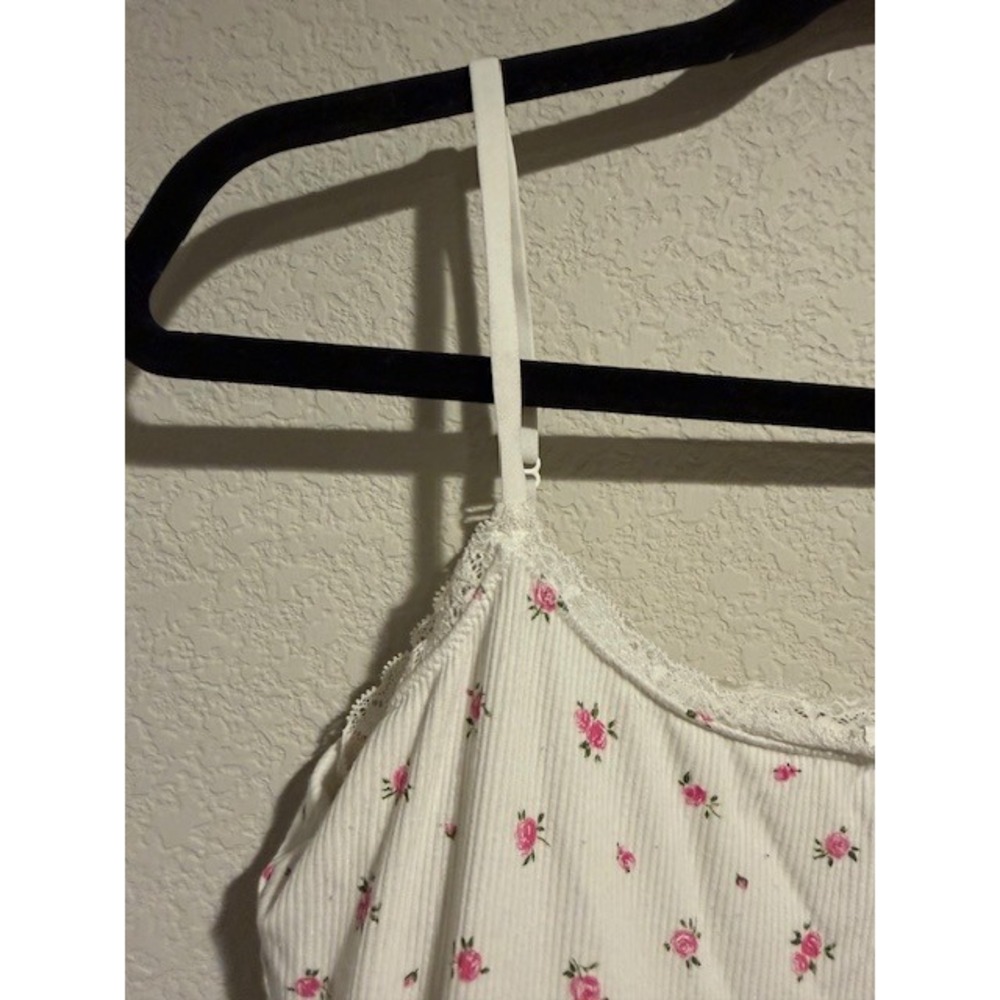 SKIMS Soft Lounge Lace Onesie Ditzy Rose Ribbed Romper White Floral L - Picture 3 of 8
